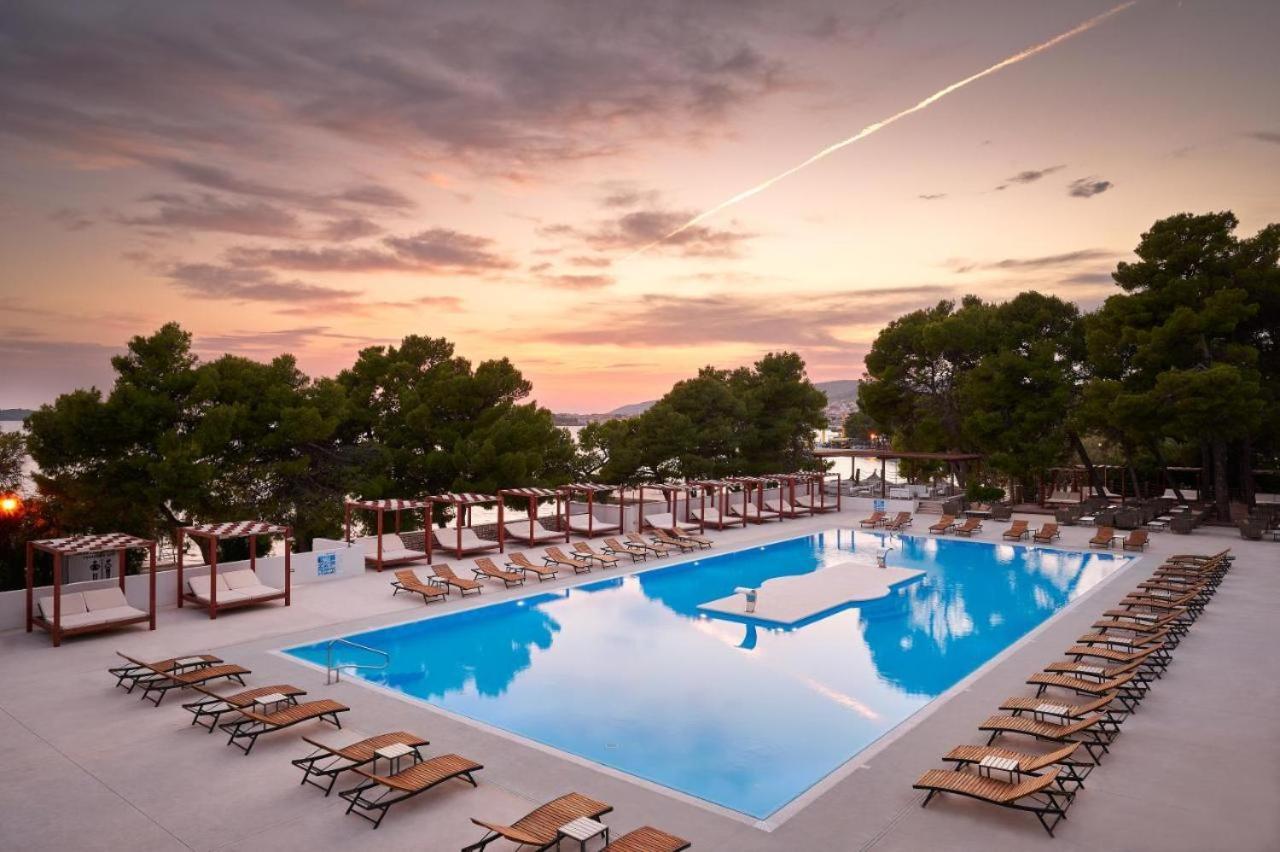 Croatia Camp Premium Hotel Vodice Exterior photo